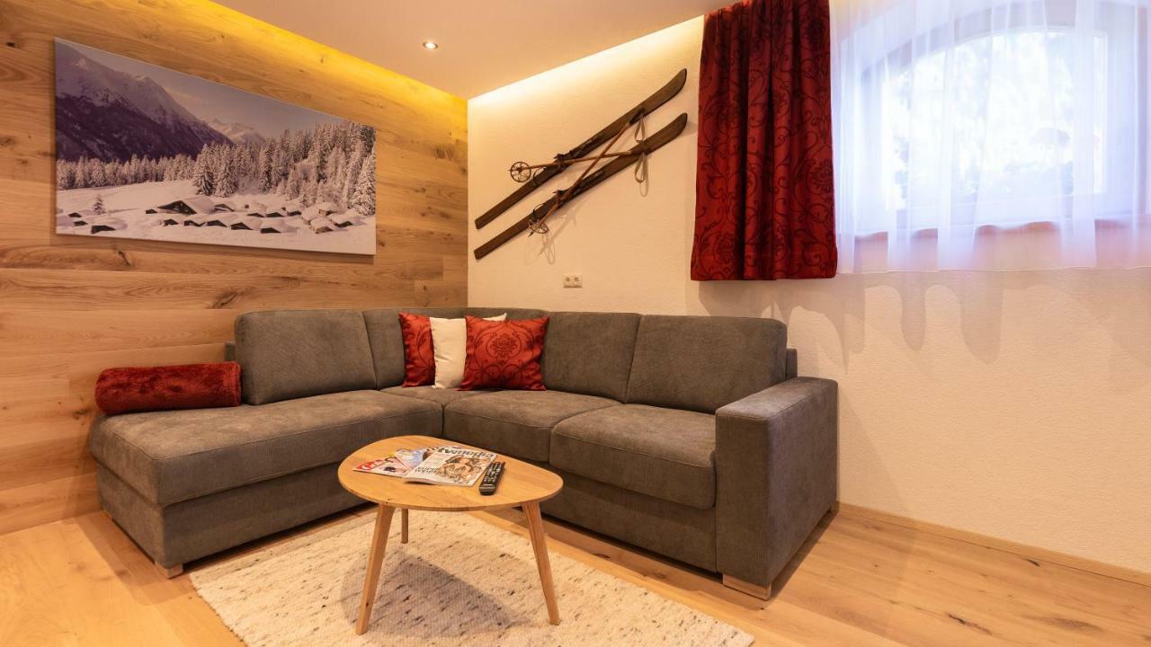 Alp Chalet In Kappl Bei Ischgl ภายนอก รูปภาพ